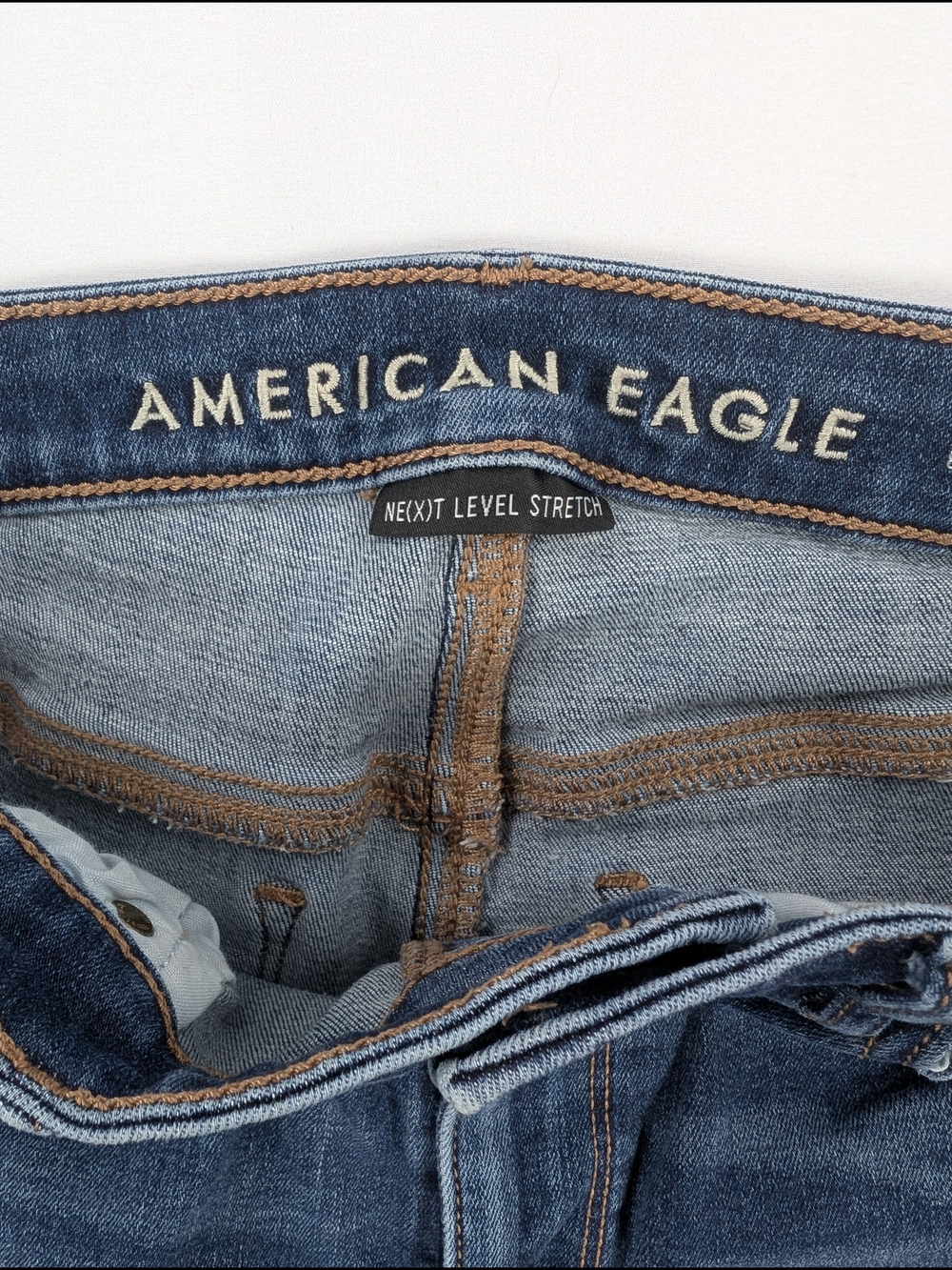 American Eagle Super Hi-Rise Flare Jeans - Picture 4 of 7